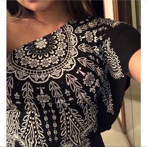 One shoulder black and white top
